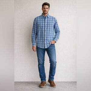 Vineyard Vines Men’s Blue Plaid Button Down Shirt Size Medium